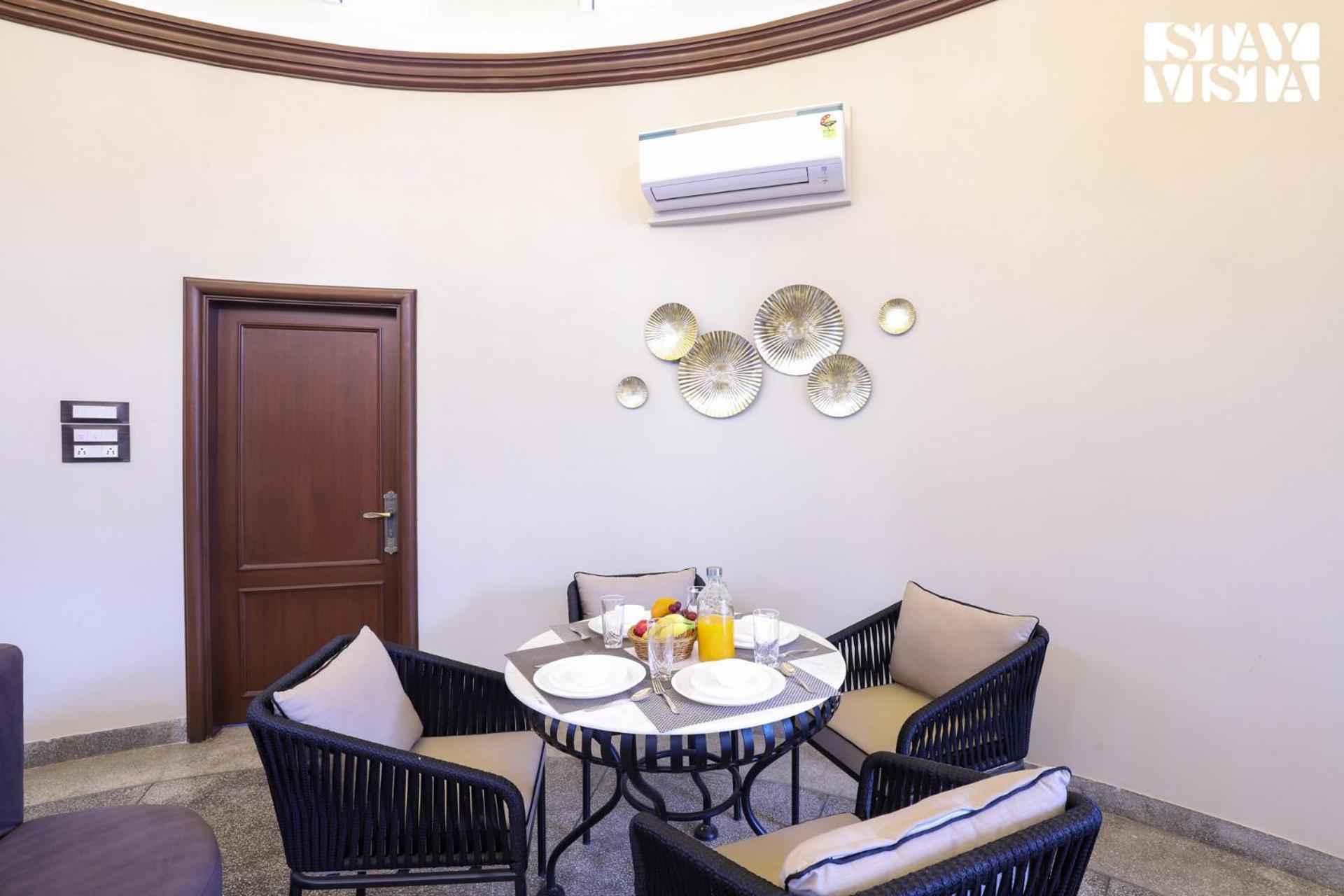 Stayvista'S Mystic Castle With Terrace, Swimming Pool, Lawn With Gazebo Jaipur Luaran gambar
