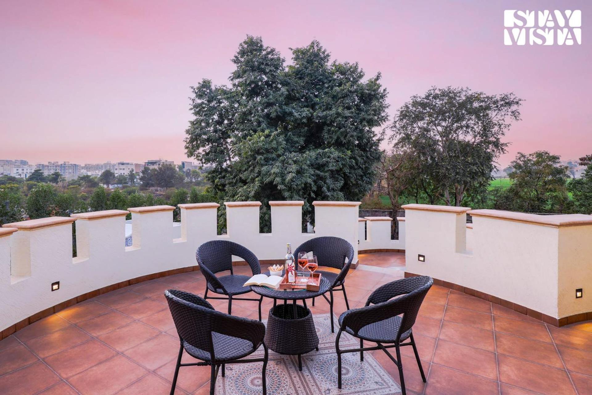 Stayvista'S Mystic Castle With Terrace, Swimming Pool, Lawn With Gazebo Jaipur Luaran gambar